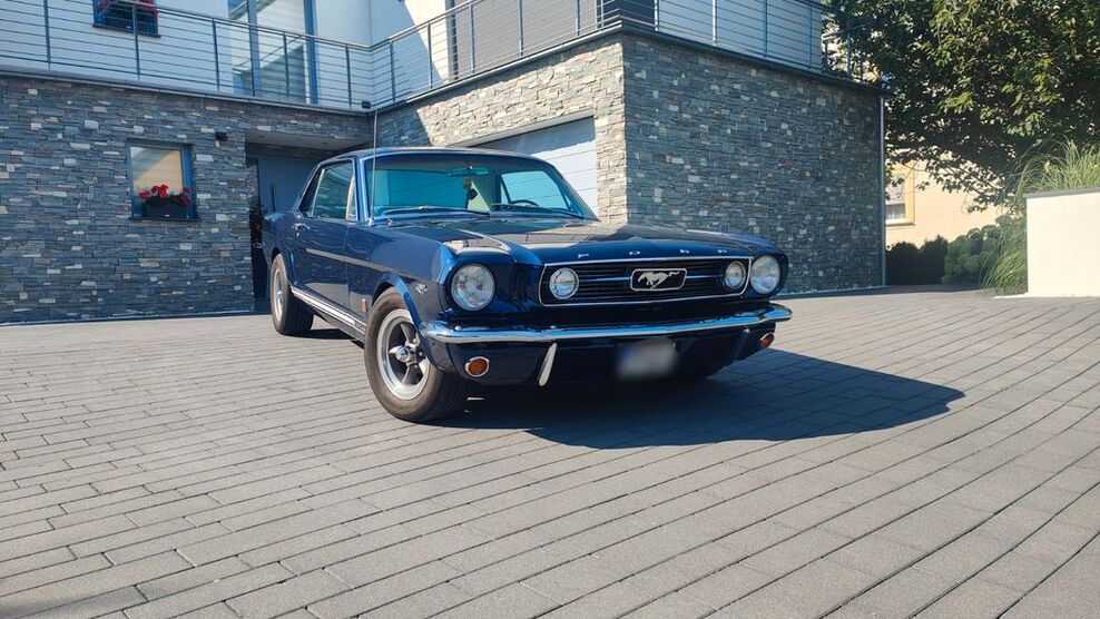 Ford Mustang 9.000 km 33.500 € Coswig 01640