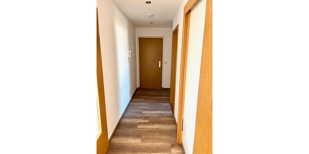 Etagenwohnung Klipphausen - 3 Zimmer, 60 m&sup2;, 390&euro; | Angebot:25551766