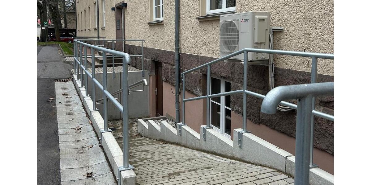 Gewerbeobjekt Dresden Klotzsche - 8&euro; | Angebot:26243228