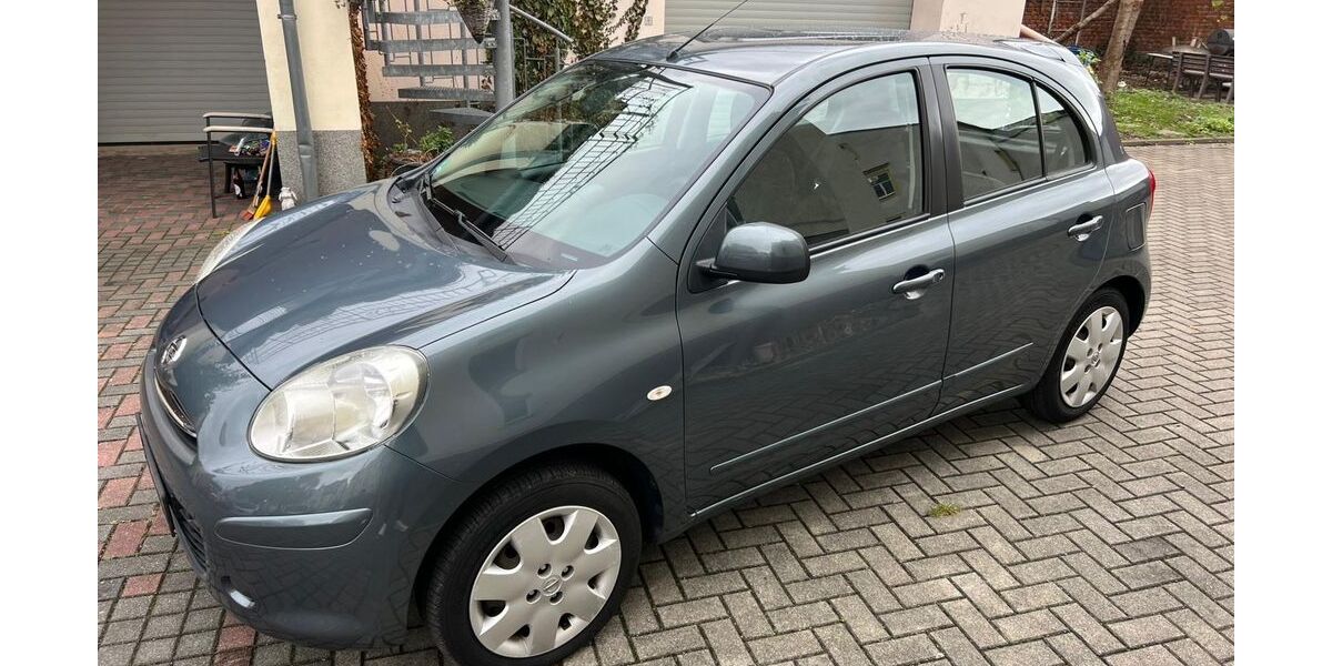 Nissan Micra 130.000 km 3.999 &euro; Dresden 01139