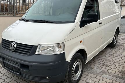 VW T5 Transporter 187.000 km 5.995 &euro; Coswig 01640