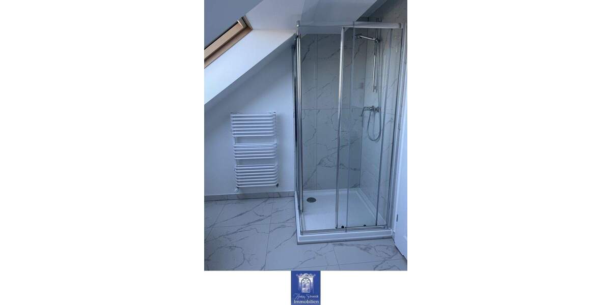 Etagenwohnung Dresden Cotta - 5 Zimmer, 119 m&sup2;, 1.500&euro; | Angebot:25631929