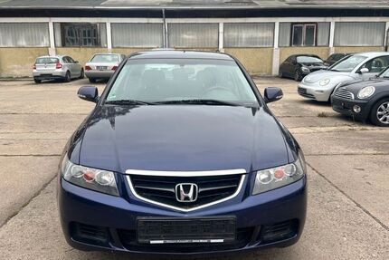 Honda Accord 209.810 km 3.300 € Dresden 01159