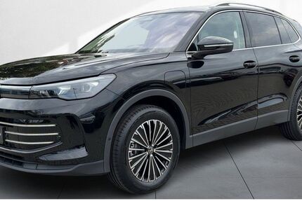 VW Tiguan 9.851 km 47.650 &euro; Dresden 01067