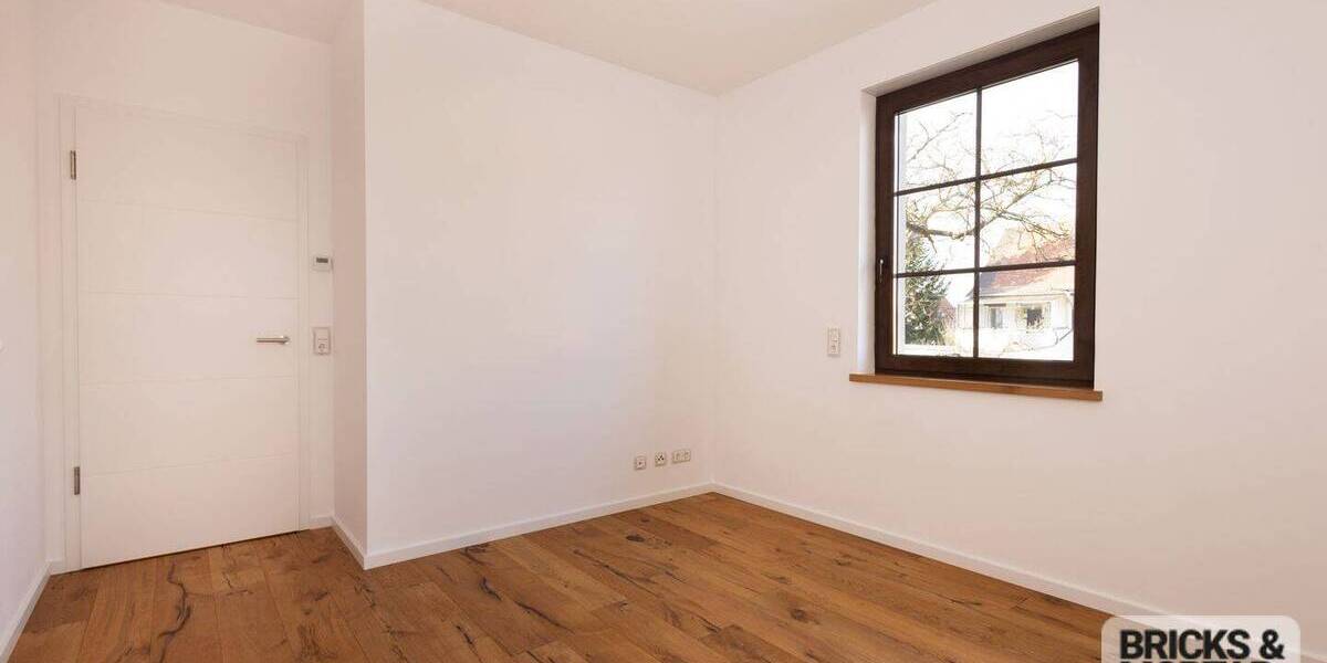 Etagenwohnung Dresden Kleinzschachwitz - 4 Zimmer, 97 m&sup2;, 485.000&euro; | Angebot:23367972