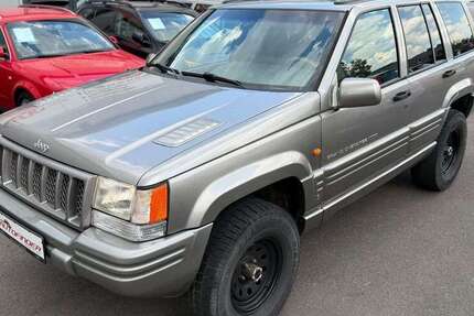 Jeep Grand Cherokee 124.500 km 17.999 &euro; Coswig 01640