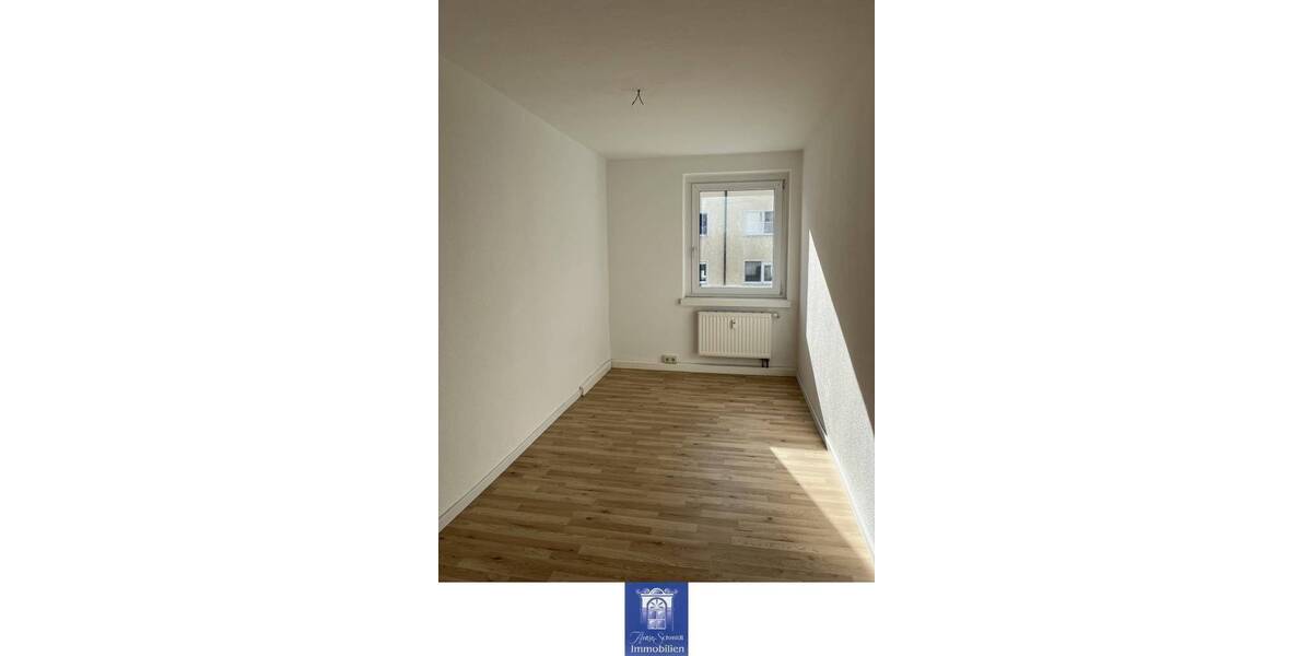 Etagenwohnung Dorfhain - 3 Zimmer, 66 m&sup2;, 395&euro; | Angebot:26220651