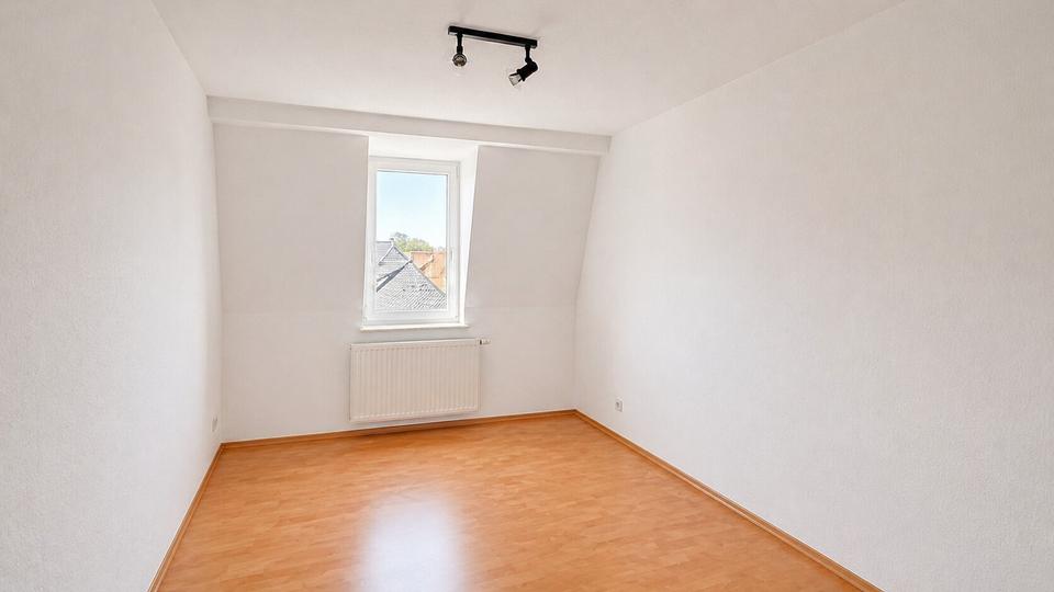 Dachgeschoßwohnung Meißen - 2 Zimmer, 54 m&sup2;, 450&euro; | Angebot:26477154