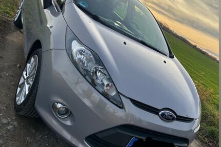 Ford Fiesta 63.000 km 5.200 &euro; Dresden 01169