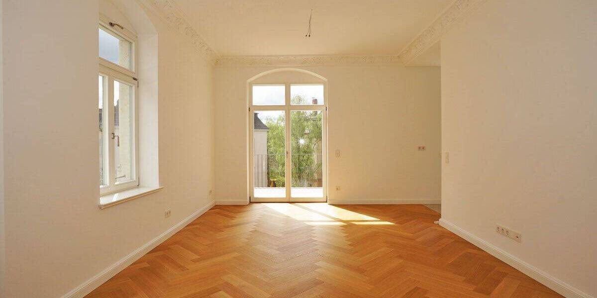 Etagenwohnung Dresden Striesen-Ost - 4 Zimmer, 103 m&sup2;, 1.995&euro; | Angebot:26684462