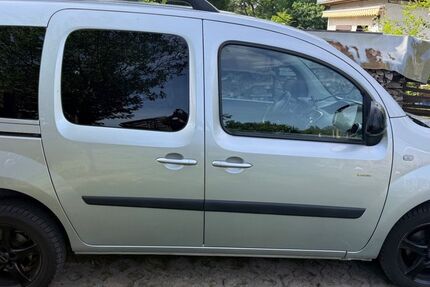 Renault Kangoo 105.000 km 7.500 &euro; dresden 01099