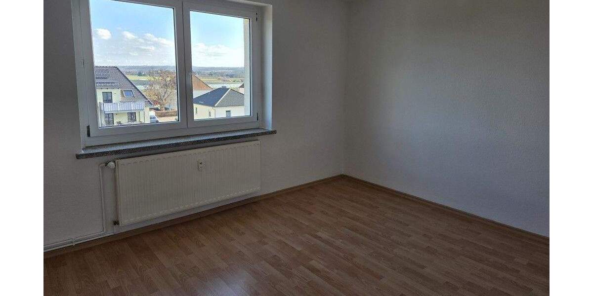 Etagenwohnung Coswig - 3 Zimmer, 69 m&sup2;, 495&euro; | Angebot:25781189