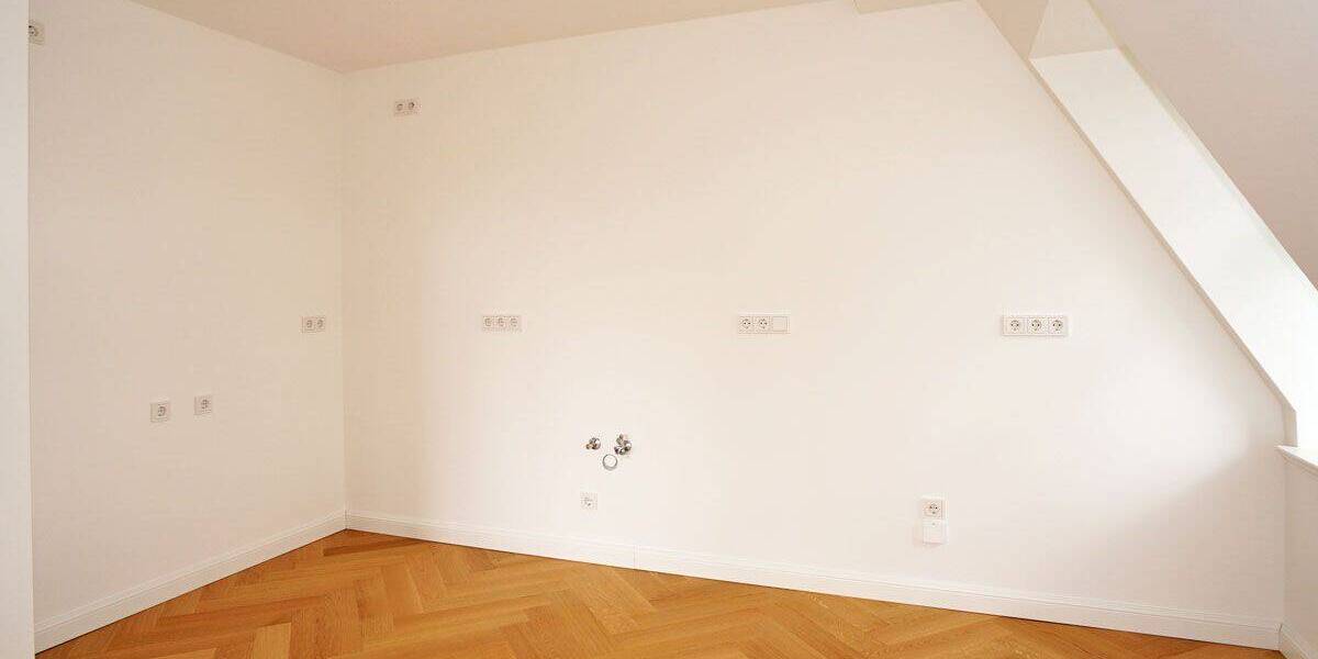 Etagenwohnung Dresden Striesen-Ost - 3 Zimmer, 88 m&sup2;, 1.930&euro; | Angebot:26816723