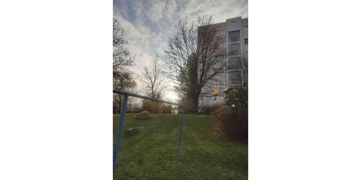 Etagenwohnung Dresden Cotta - 3 Zimmer, 65 m&sup2;, 80.000&euro; | Angebot:27191487