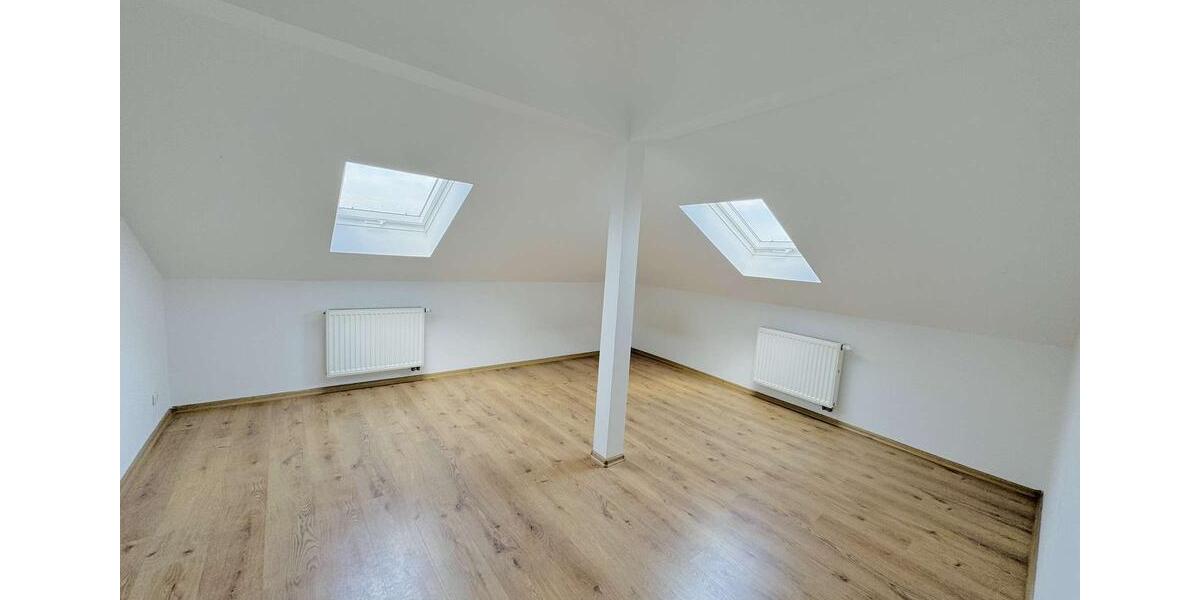 Dachgeschoßwohnung Dresden Cotta - 3 Zimmer, 77 m&sup2;, 999&euro; | Angebot:26620091