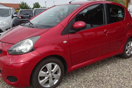 Toyota Aygo (X) 127.993 km 1.900 &euro; Dresden 01219