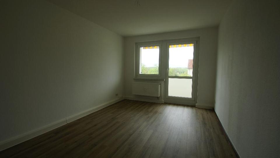 Etagenwohnung Dippoldiswalde - 3 Zimmer, 59 m&sup2;, 334&euro; | Angebot:26534409