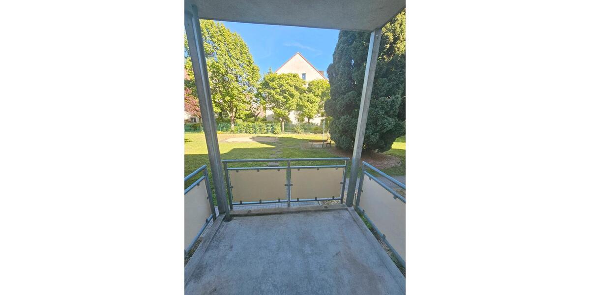 Erdgeschoßwohnung Dresden Pieschen - 3 Zimmer, 63 m&sup2;, 530&euro; | Angebot:26367389