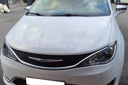 Chrysler Pacifica 84.700 km 50.990 € Ebersbach 01561