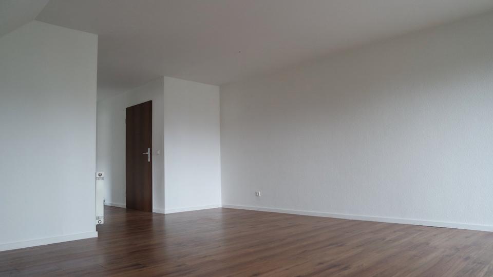 Dachgeschoßwohnung Dresden Prohlis - 2 Zimmer, 54 m&sup2;, 156.000&euro; | Angebot:27493887