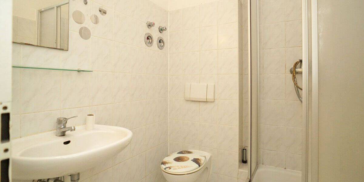 Etagenwohnung Dresden Striesen-Ost - 2 Zimmer, 38 m&sup2;, 415&euro; | Angebot:26359235