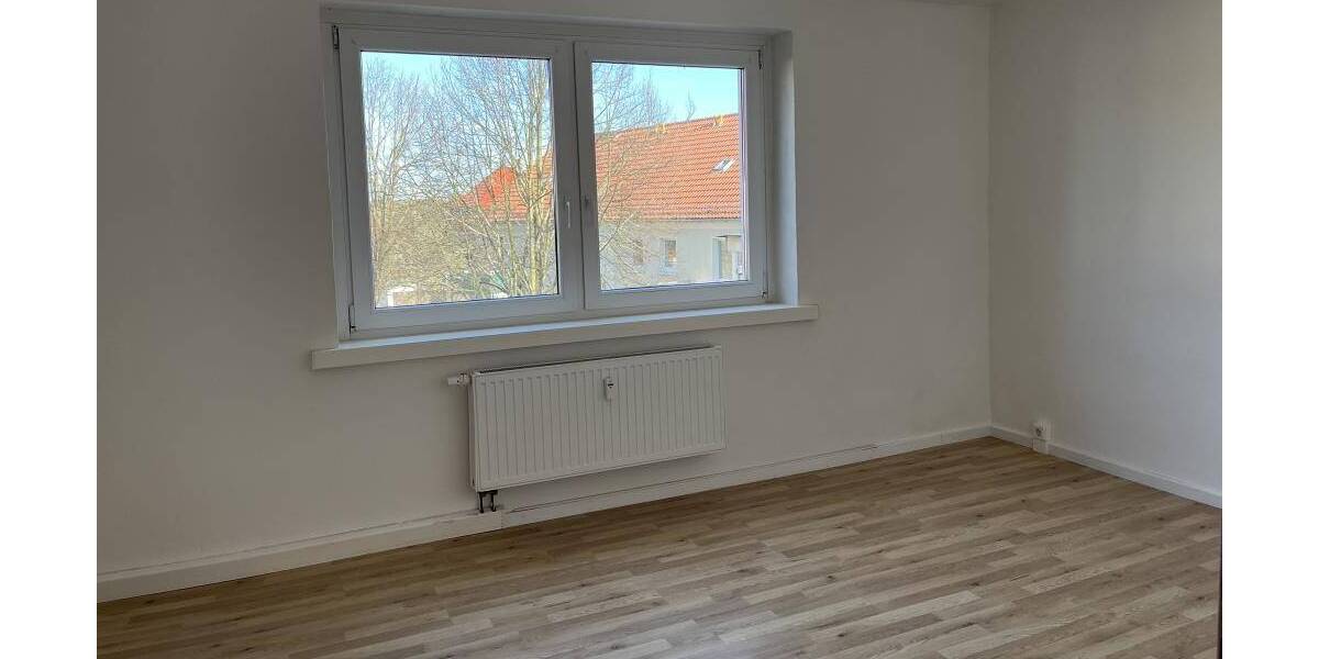 Etagenwohnung Dorfhain - 3 Zimmer, 66 m&sup2;, 395&euro; | Angebot:26220651
